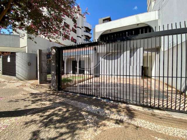 Casa com 6 dormitórios para locação, Centro, CASCAVEL - PR