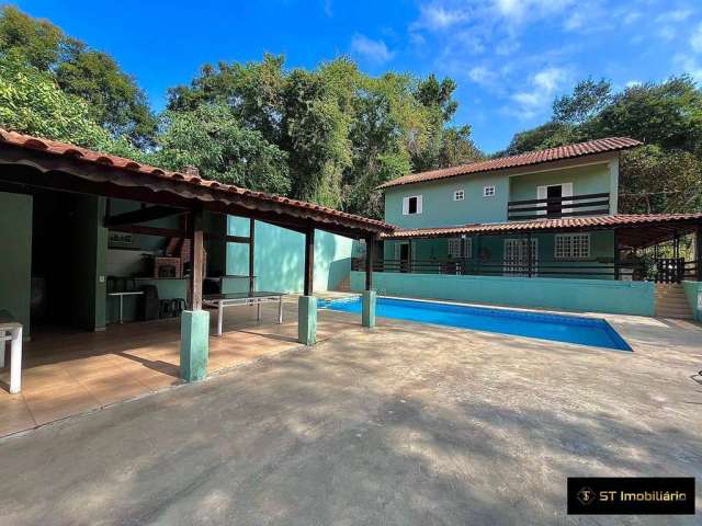 Chácara à Venda em Atibaia - Chácaras Brasil - 1600m² por R$850.000!