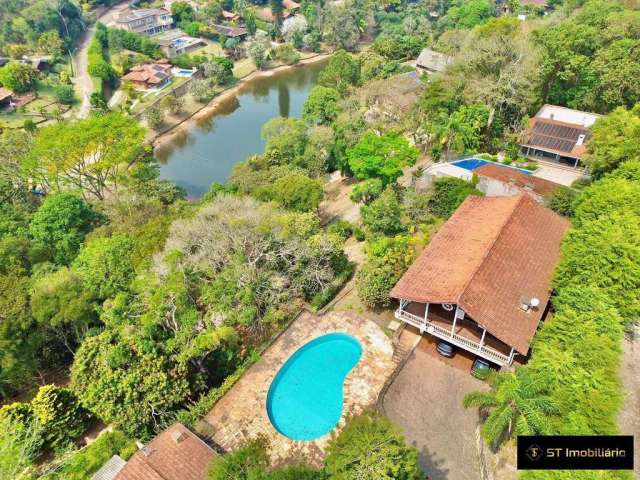 Casa à venda em Atibaia/SP - Condomínio Clube da Montanha! por R$989.000!