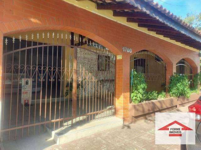 Casa de esquina com Av. dos Ferroviários à venda, At. 1.642m e  Ac 1490 m2² por R$ 5.500.000 - Centro - Jundiaí/SP