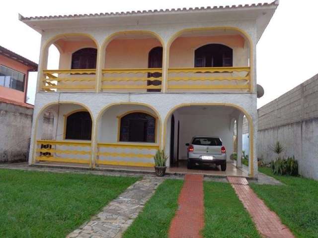 Casa com 5 quartos à venda no São Francisco, Serra , 250 m2 por R$ 475.000