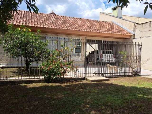 Casa com 4 quartos à venda no Boa Vista, Curitiba  por R$ 1.100.000