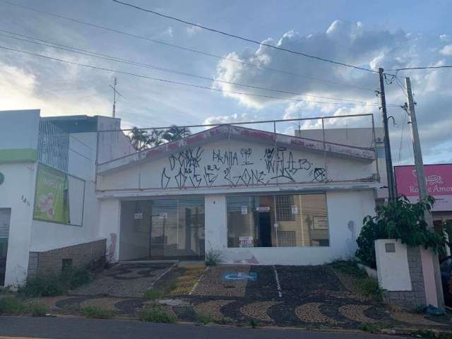 Casa com 3 dormitórios, 200 m² - venda por R$ 2.200.000 ou aluguel por R$ 7.500/mês - Centro - Valinhos/SP