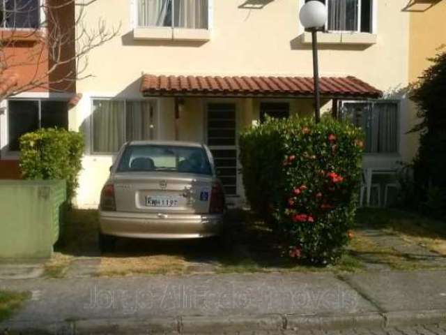 Casa em condomínio fechado com 3 quartos à venda na Estrada do Rio Morto, Vargem Grande, Rio de Janeiro, 70 m2 por R$ 380.000