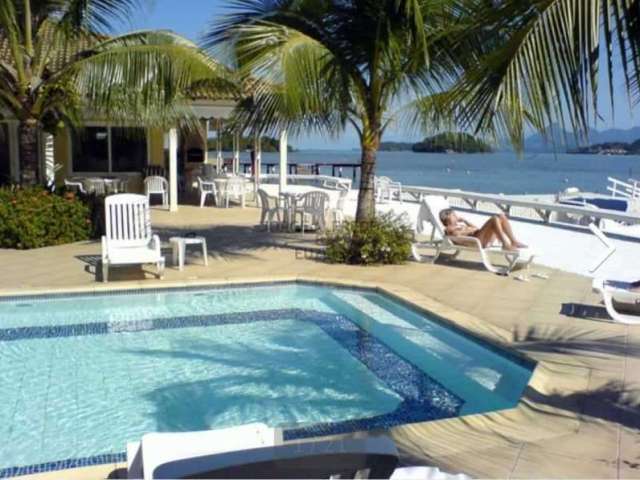 Casa em condomínio fechado com 5 quartos à venda na Rua Ilha dos Coqueiros, Praia da Ribeira (Cunhambebe), Angra dos Reis, 300 m2 por R$ 1.600.000