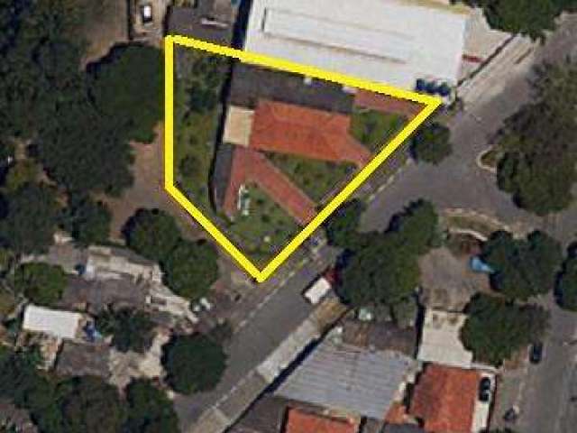 Casa para Venda em Cotia, Parque São George, 5 dormitórios, 1 suíte, 3 banheiros, 6 vagas