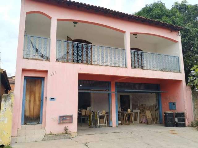 Casa à venda, 3 quartos, 1 suíte, Centro - Rio das Pedras/SP