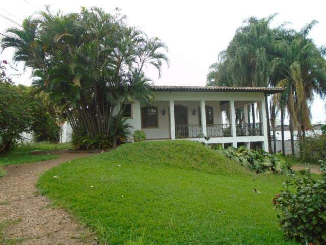 Casa à venda, 5 quartos, 2 suítes, 12 vagas, Centro - Piracicaba/SP