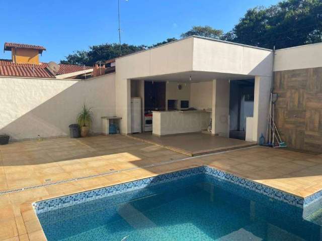 Casa à venda, 3 quartos, 1 suíte, 3 vagas, Parque Santa Cecília - Piracicaba/SP