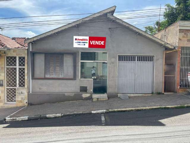 Casa à venda, 4 quartos, 1 suíte, 1 vaga, Centro - Piracicaba/SP