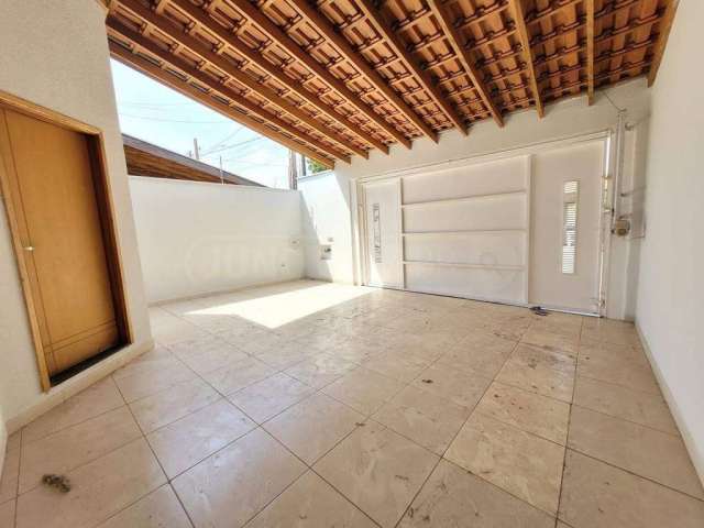 Casa para aluguel, 3 quartos, 1 suíte, 2 vagas, Água Branca - Piracicaba/SP