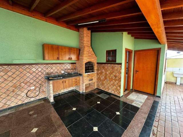 Casa à venda, 3 quartos, 1 suíte, 8 vagas, Centro - Piracicaba/SP