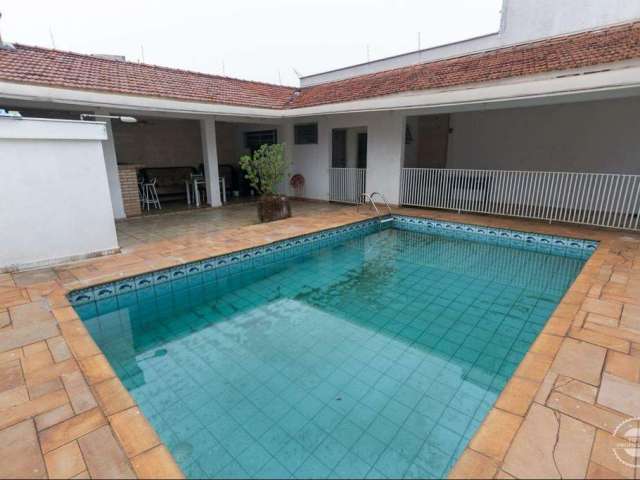 Casa à venda, 3 quartos, 1 suíte, 4 vagas, Centro - Piracicaba/SP