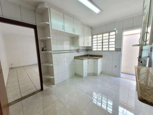 Casa para aluguel, 3 quartos, 1 suíte, 2 vagas, Vila Monteiro - Piracicaba/SP