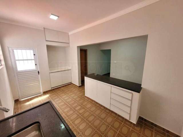 Casa para aluguel, 3 quartos, 1 suíte, 1 vaga, Centro - Piracicaba/SP