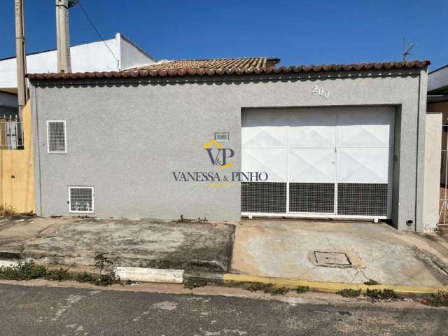 Casa para Venda em Atibaia, Vila Carvalho (parque das nações), 4 dormitórios, 1 suíte, 2 banheiros, 2 vagas