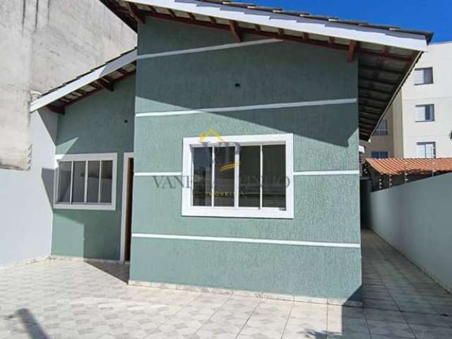 Casa para Venda em Atibaia, Nova Atibaia, 2 dormitórios, 2 suítes, 3 banheiros, 2 vagas