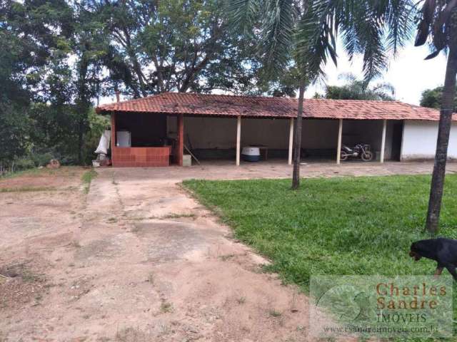 Fazenda para Venda em Corumbá de Goiás, Zona Rural, 3 dormitórios, 1 suíte, 2 banheiros, 2 vagas