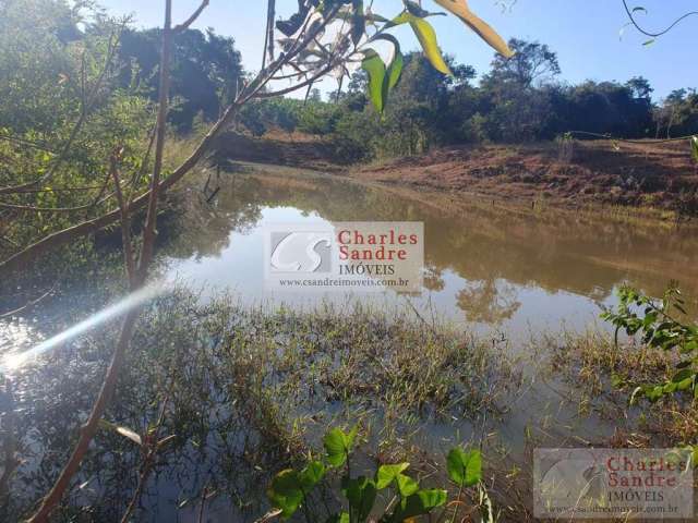 Chácara para Venda em Petrolina de Goiás, Zona Rural, 1 dormitório, 1 banheiro, 1 vaga