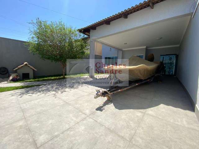 Casa para Venda em Goiânia, Moinho dos Ventos, 3 dormitórios, 1 suíte, 2 banheiros, 2 vagas