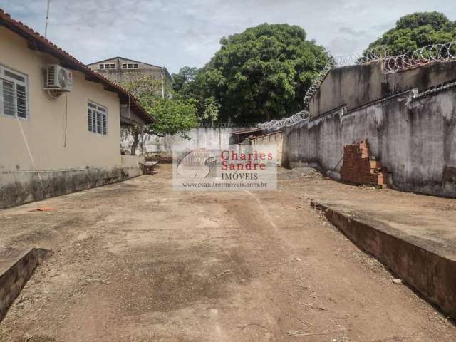 Casa para Venda em Goiânia, Jardim Vitória, 3 dormitórios, 1 banheiro, 1 vaga