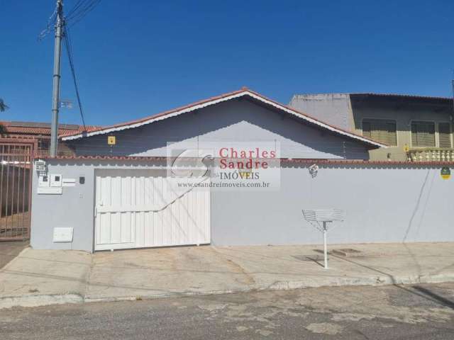 Casa para Venda em Goiânia, Jardim América, 3 dormitórios, 1 suíte, 3 banheiros, 3 vagas