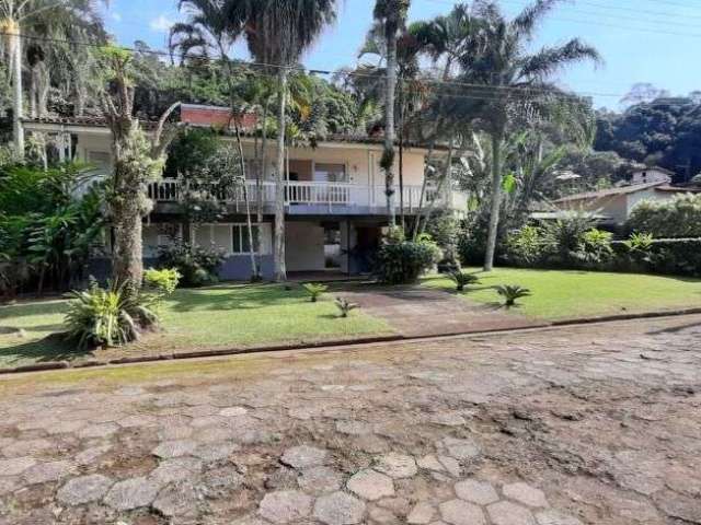 Casa com 5 dormitórios à venda, 247 m² por R$ 2.000.000,00 - Massaguaçu - Caraguatatuba/SP