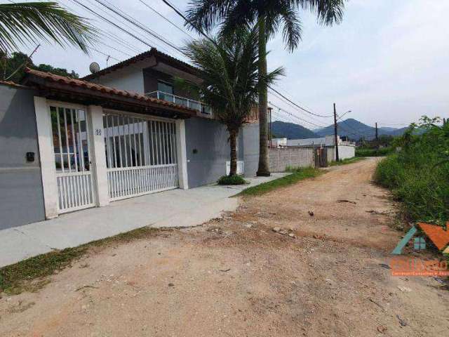 Sobrado com 2 dormitórios à venda, 100 m² por R$ 385.000,00 - Massaguaçu - Caraguatatuba/SP