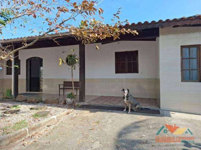 Casa com 3 dormitórios para alugar, 280 m² por R$ 3.680,00/mês - Recanto Som Do Mar - Caraguatatuba/SP