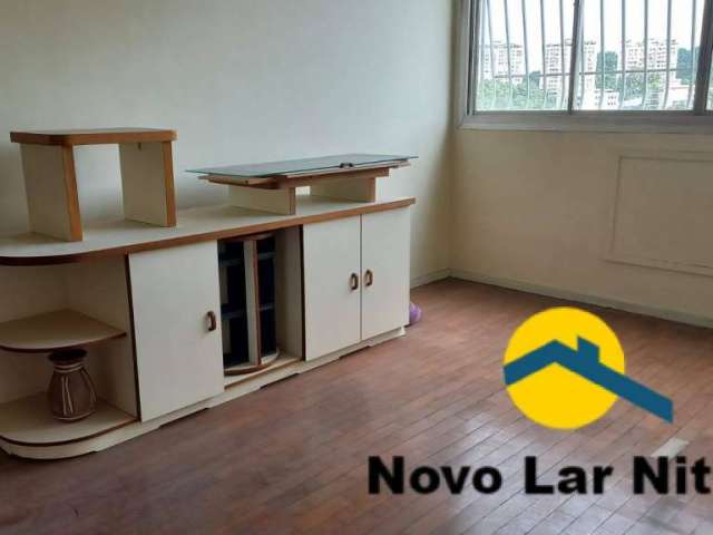 Apartamento quarto e sala  com vaga  e sol da manhã  em  Santa Rosa.