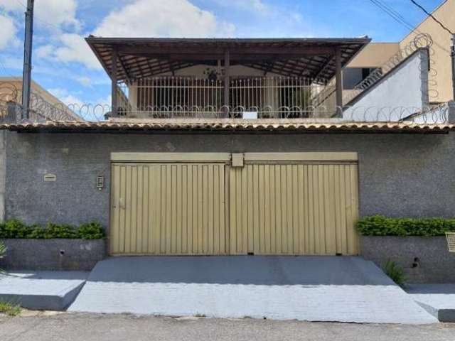 Casa com 4 quartos à venda na Rua Miquelina Dias Menezes, Parque Xangri-Lá, Contagem por R$ 700.000