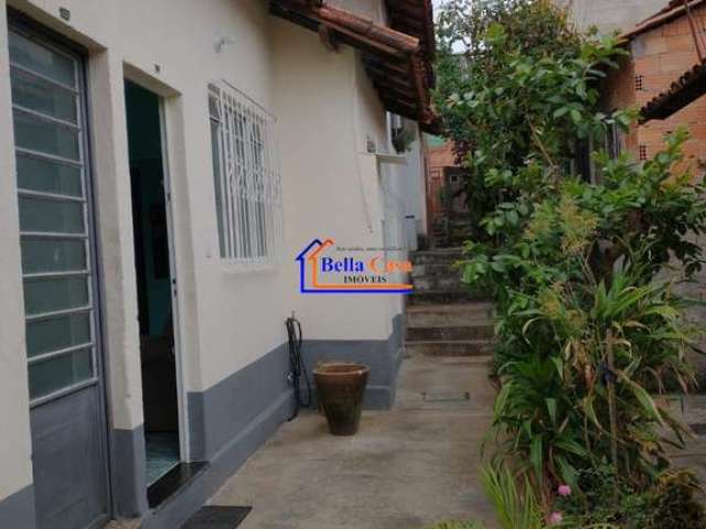 Casa com 2 quartos à venda na Rua Pio XII, Maria Helena, Belo Horizonte por R$ 140.000