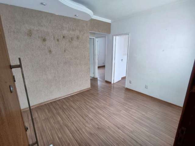 Apartamento com 2 quartos para alugar na Rua Dois, Arvoredo II, Contagem por R$ 850