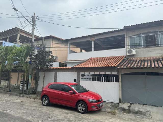 Casa Duplex para Venda em Rio de Janeiro, Campo Grande, 3 dormitórios, 1 suíte, 3 banheiros, 1 vaga