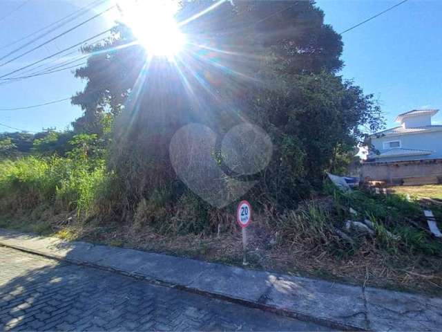 Terreno à venda em Caravelas - RJ