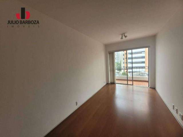 Apartamento com 2 dormitórios, sendo 1 suíte, sacada e 1 vaga de garagem, em Moema pássaros