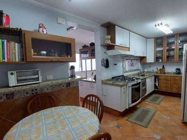 Apartamento com 4 dormitórios, sendo 1 suíte, 164m², e 2 vagas de garagem