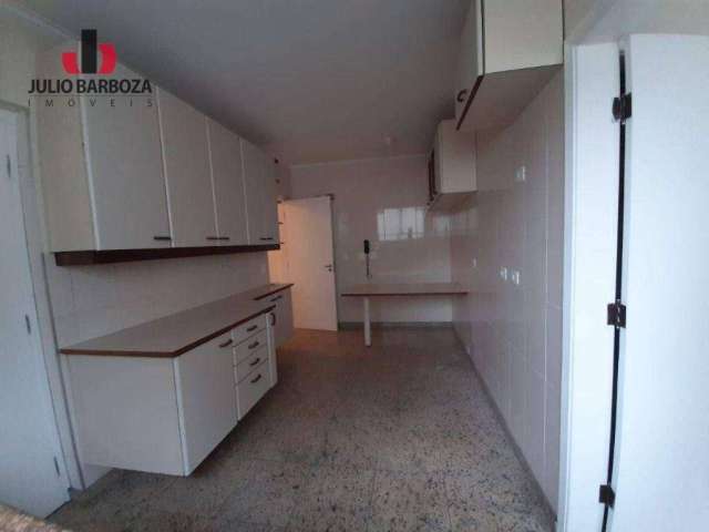 Apartamento com 3 dormitorios, sendo 1 suíte, 2 vagas, 117m² em Moema pássaros