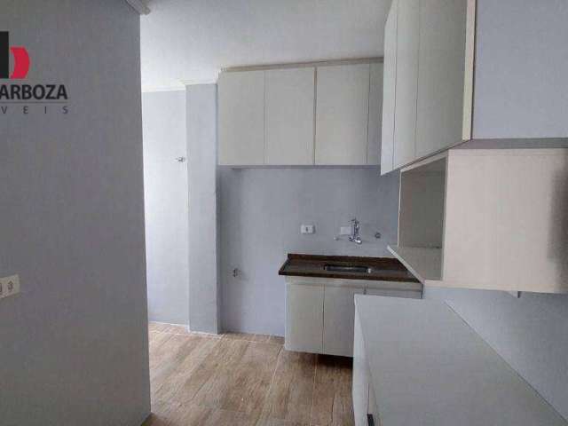 Apartamento com 2 dormitórios, em Moema pássaros, reformado com 1 vaga de garagem