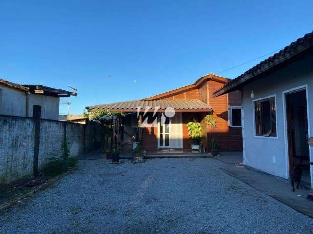 Casa com 2 quartos à venda na Rua José Antônio de Oliveira, 3, Rio Grande, Palhoça, 150 m2 por R$ 395.000