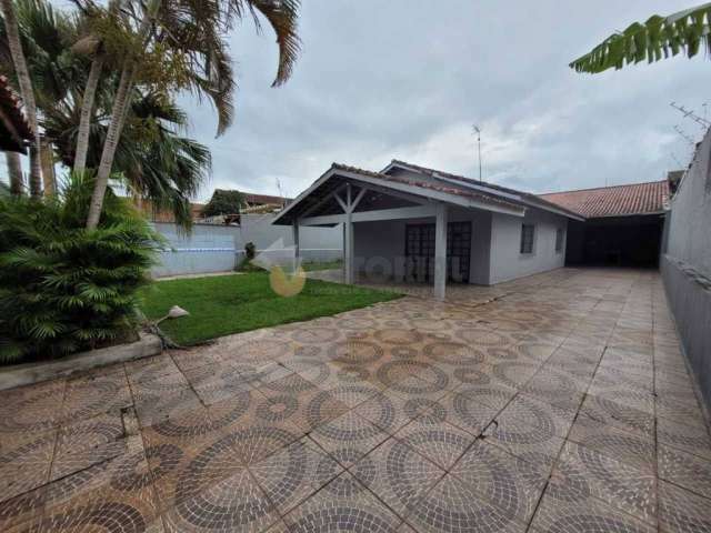 Casa com 4 dormitórios à venda, 168 m² por R$ 695.000,00 - Jardim Aruan - Caraguatatuba/SP