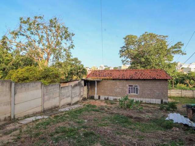 Casa à venda, 3 quartos, 5 vagas, São José - Divinópolis/MG