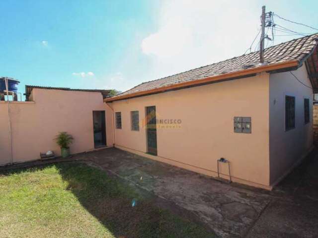 Casa à venda, 3 quartos, 2 vagas, Niterói - Divinópolis/MG