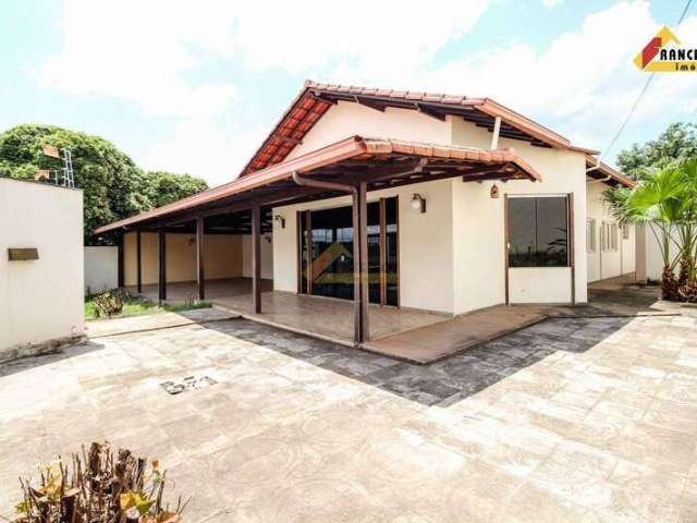 Casa à venda, 4 quartos, 1 suíte, 3 vagas, LP Pereira - Divinópolis/MG