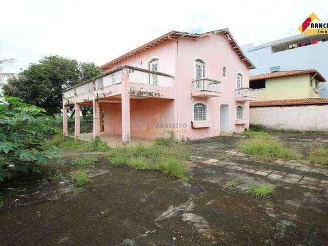 Casa à venda, 6 quartos, 4 vagas, Bom Pastor - Divinópolis/MG