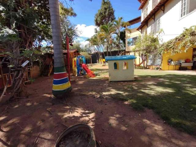 Casa à venda, 5 quartos, 3 suítes, 8 vagas, Sidil - Divinópolis/MG