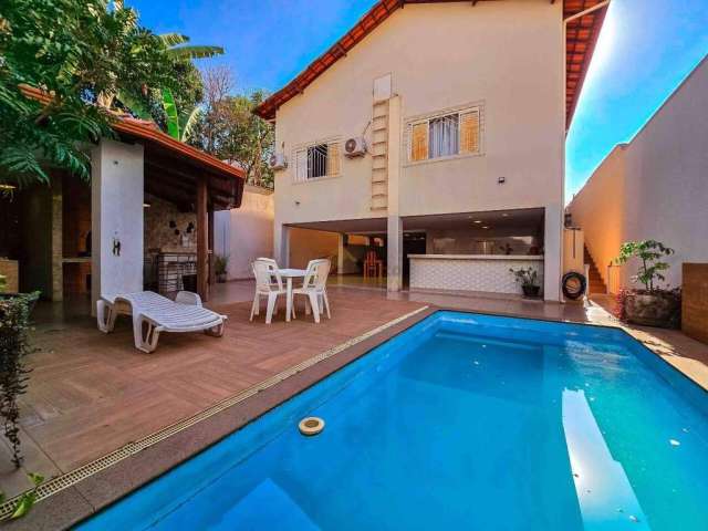 Casa à venda, 4 quartos, 1 suíte, 4 vagas, São José - Divinópolis/MG