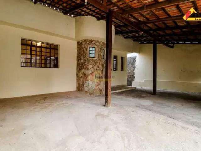 Casa à venda, 3 quartos, 1 suíte, 1 vaga, Bom Pastor - Divinópolis/MG