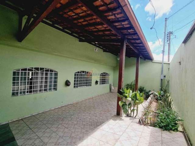 Casa à venda, 3 quartos, 1 suíte, 2 vagas, Vila Romana - Divinópolis/MG