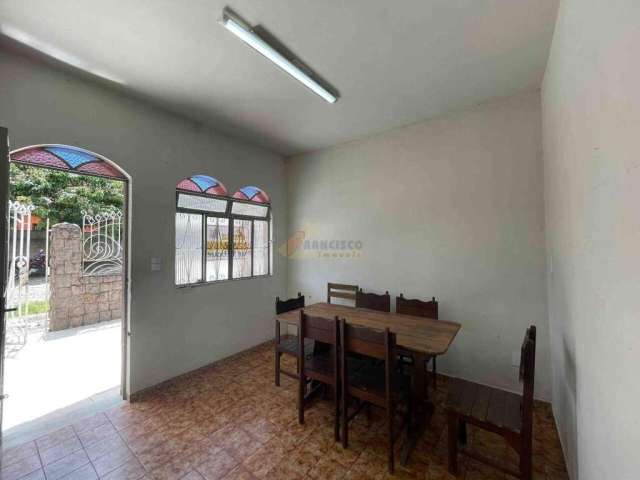 Casa para aluguel, 3 quartos, 2 vagas, Planalto - Divinópolis/MG